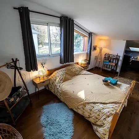 La Maison Atypique & Sa Piscine Pontacq