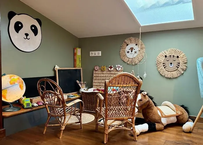 La Maison Atypique&sa Piscine Hébergement de vacances