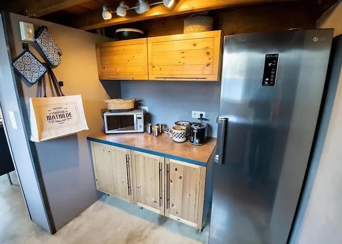 La Maison Atypique&sa Piscine Hébergement de vacances