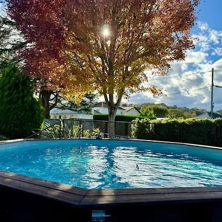 La Maison Atypique & Sa Piscine Pontacq