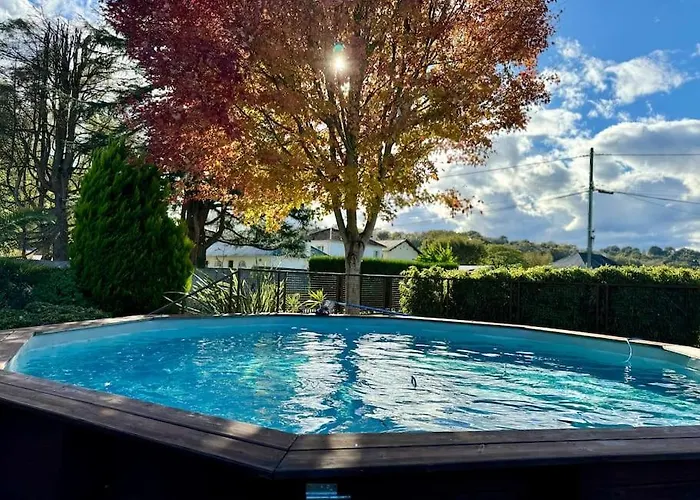 La Maison Atypique & Sa Piscine Pontacq