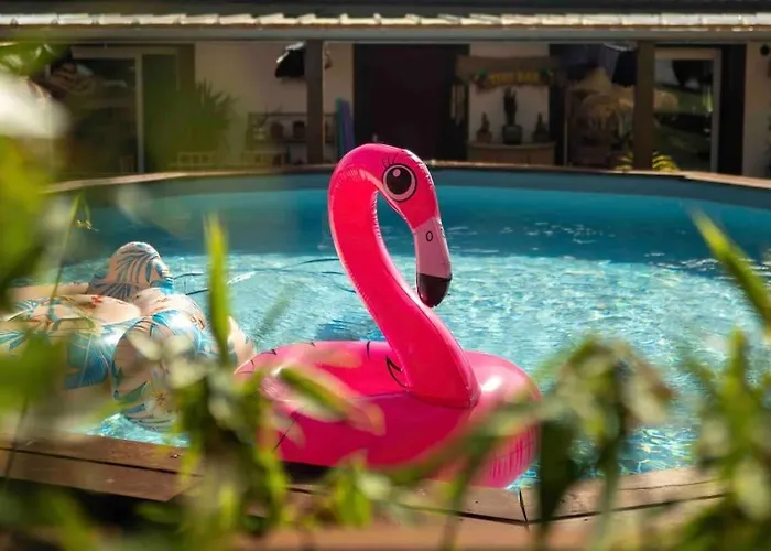 La Maison Atypique & Sa Piscine Casa de Férias