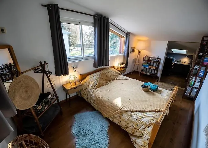 La Maison Atypique & Sa Piscine Pontacq