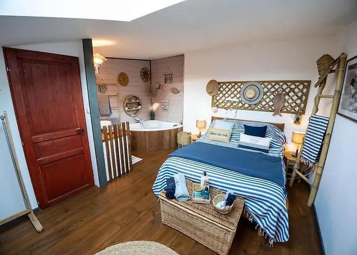 La Maison Atypique & Sa Piscine Casa de Férias