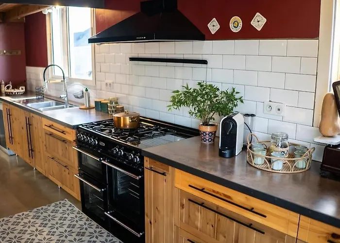 La Maison Atypique & Sa Piscine *